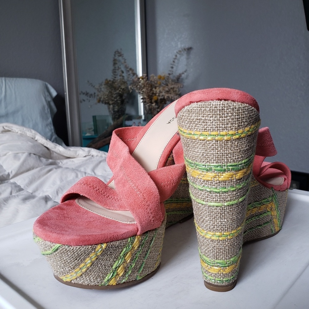 Platform wedges